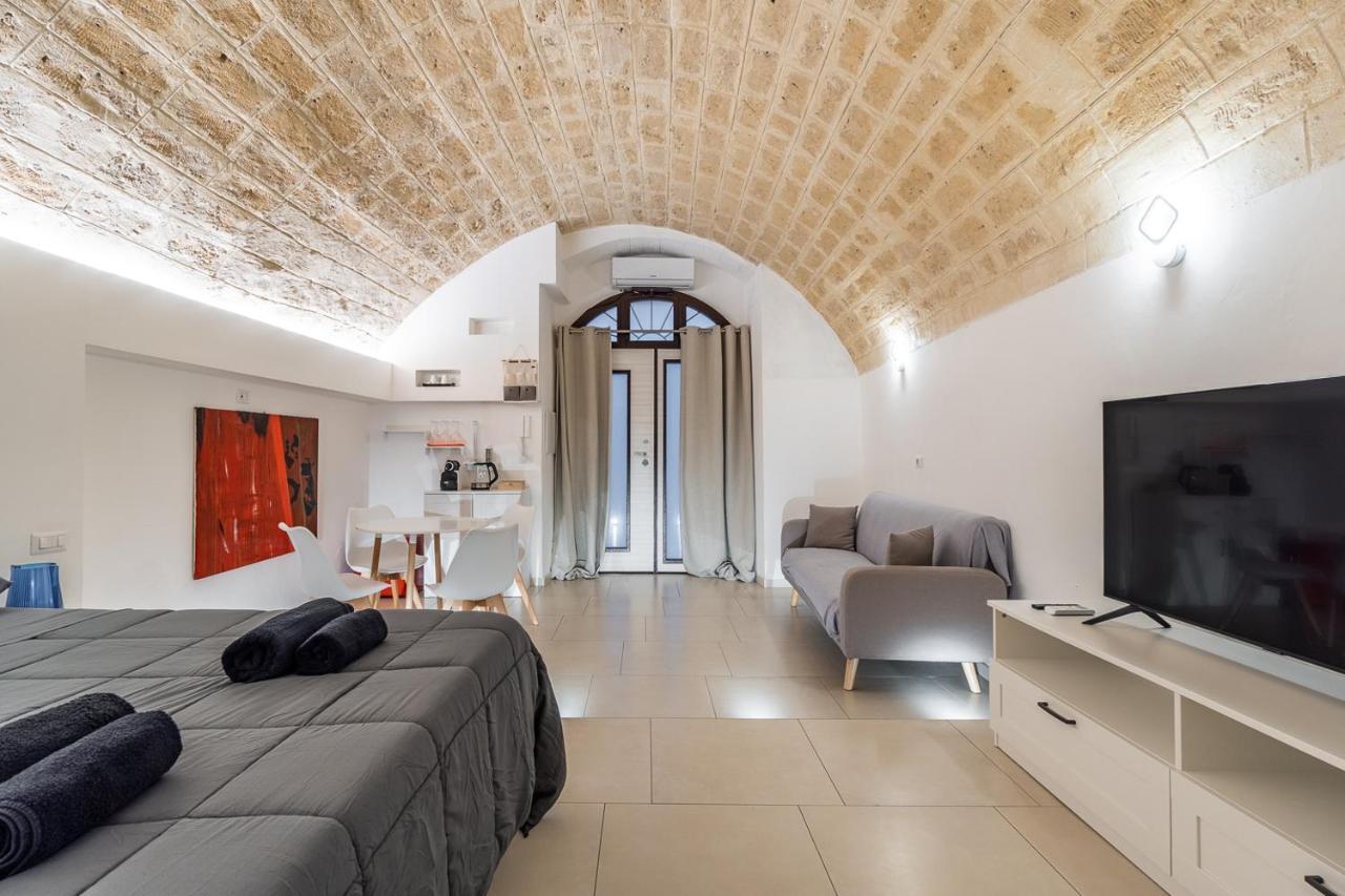Le Cave Apartment Bari Bagian luar foto